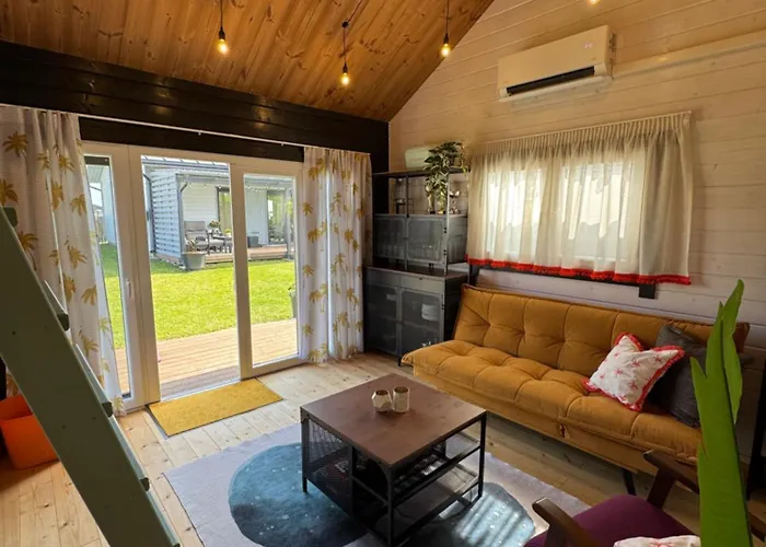 Silver بيت للعطل