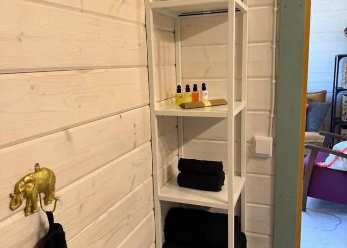 Silver بيت للعطل